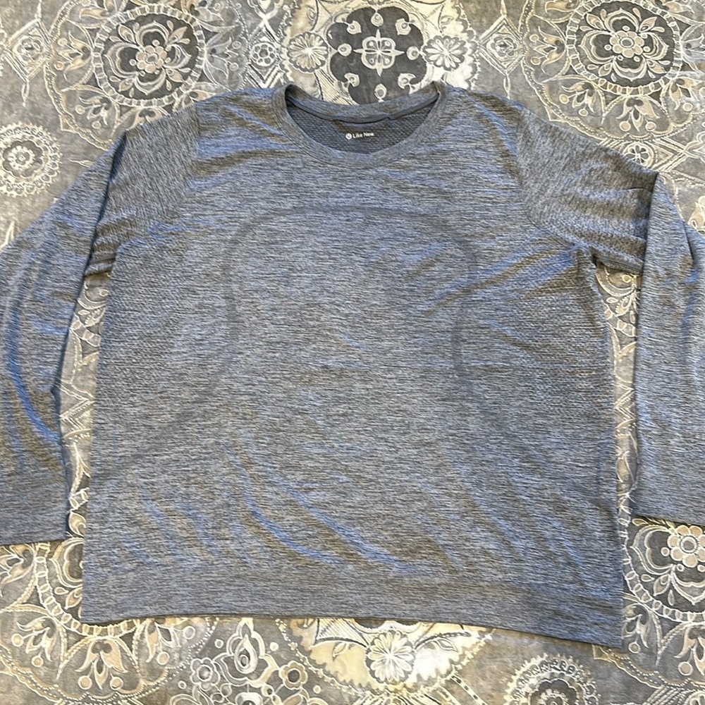 Lululemon Metal Vent Tech Long Sleeve Shirt Heather Gray Size XL Like New
